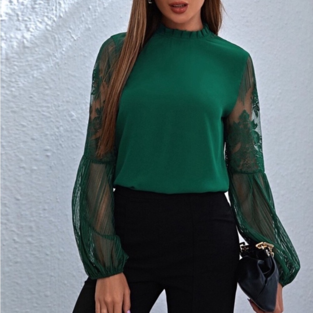 NWOTs Green Floral Shear Stripe Minimalist Blouse